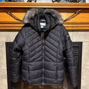 New. Women's Large Columbia Puffer Jacket